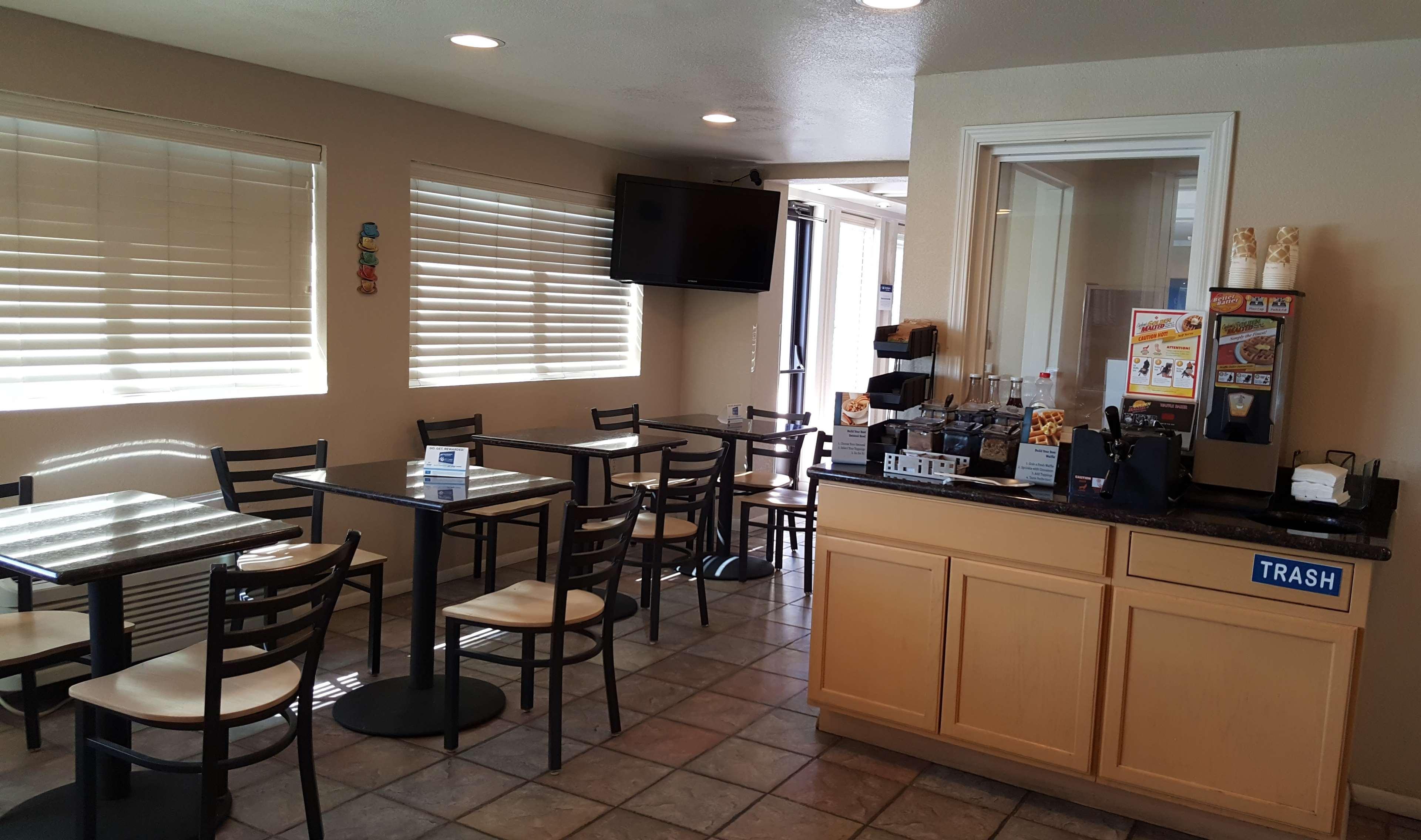 Best Western El Rancho Palacio Roswell Exteriör bild